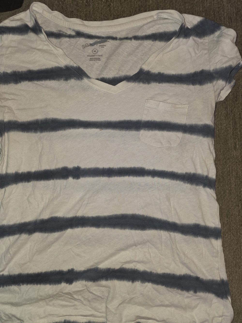 Universal Thread White V-Neck Tee with Navy Horizontal Stripes XS